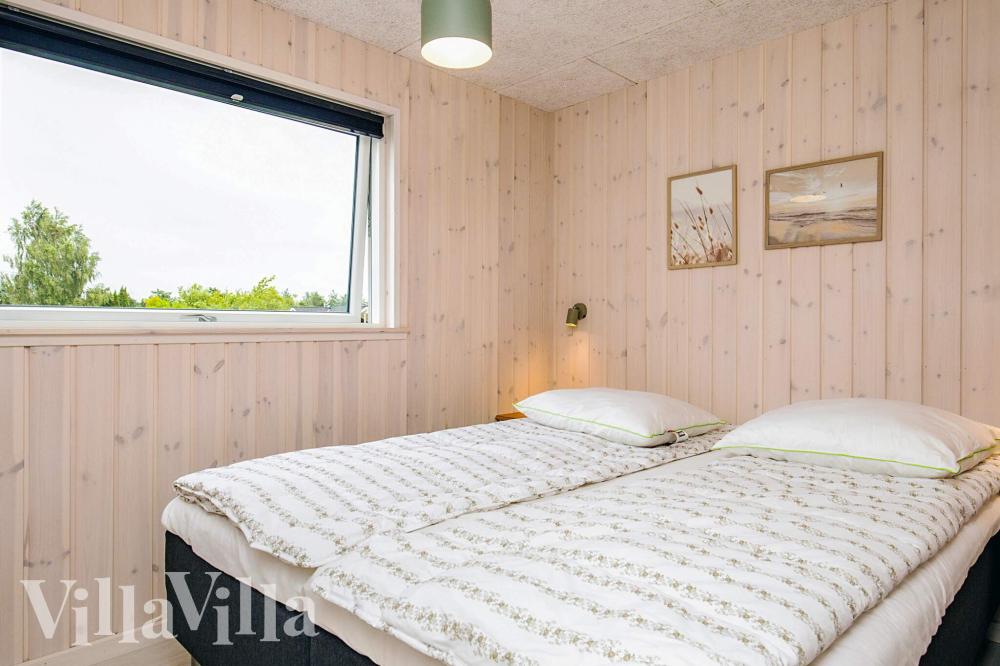 Et av de 5 soverommene i luksushus nr. 670 i Lolland/Falster/Møn.