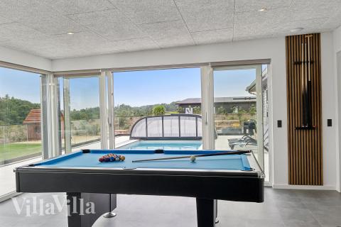 Aktivitetsrom i luksushus nr. 686 med 10 soverom og plass til 36 personer.