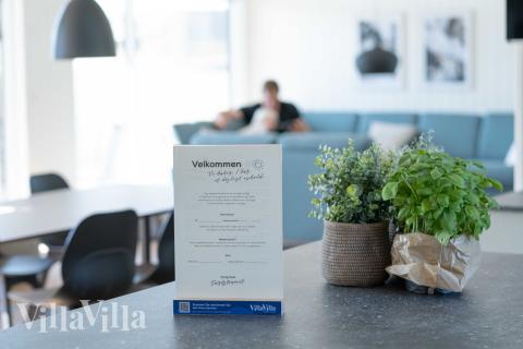 Kjøkkenet i luksushus nr. 696 er godt innrettet.