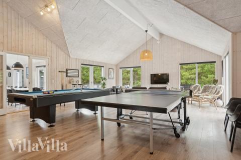 Aktivitetsrom i luksushus nr. 387 med 9 soverom og plass til 24 personer.