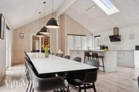 Oppholdsrom med plass til 24 i luksushus nr. 387.