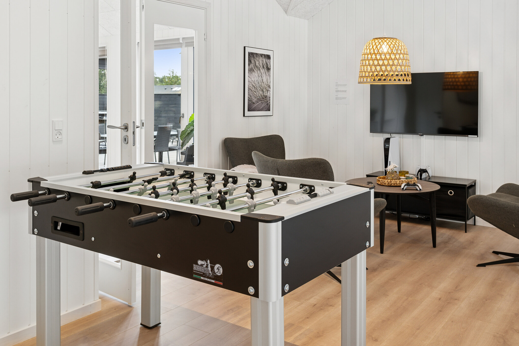 Aktivitetsrom i luksushus nr. 697 med 8 soverom og plass til 20 personer.