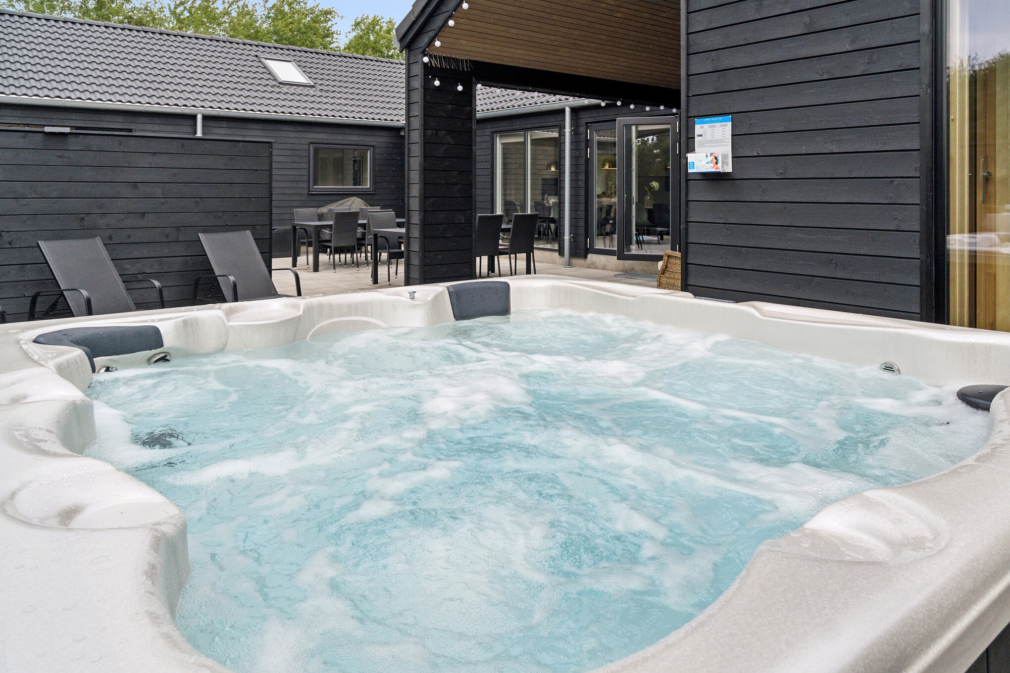 Luksushus nr. 697 har bl.a. et deilig boblebad