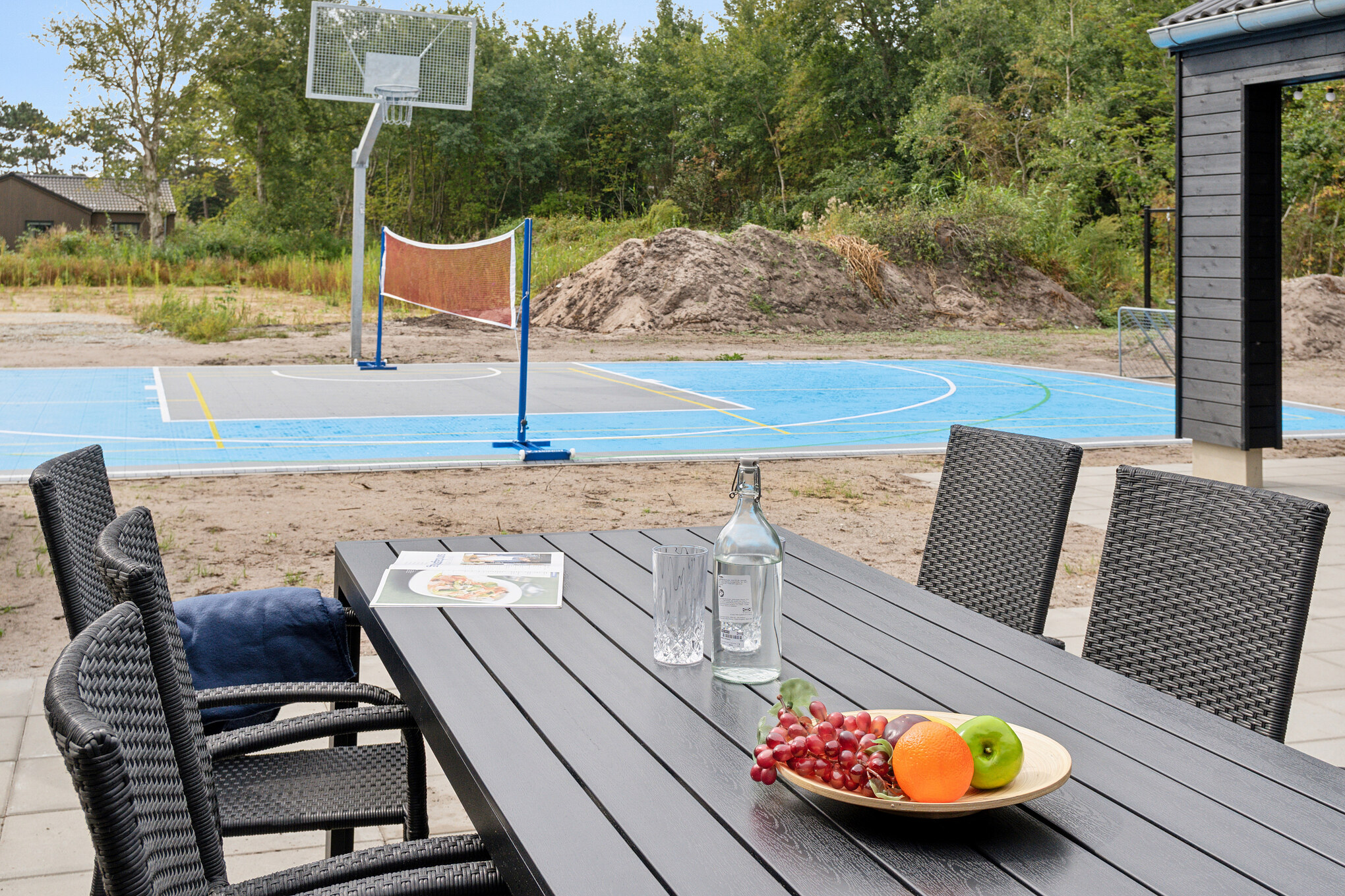 Luksushus nr. 697 har en deilig terrasse med gode hagemøbler til 20 personer.