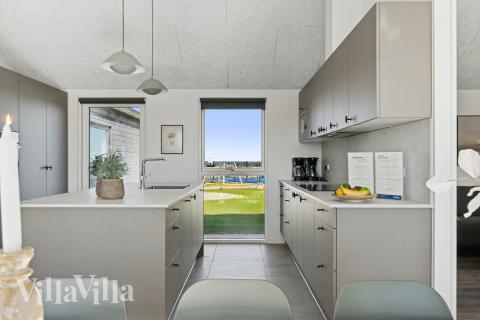 Kjøkkenet i luksushus nr. 673 er godt innrettet.