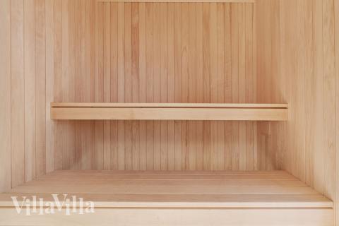 Nyt varmen i badstuen i luksushus nr. 673 til 20 personer