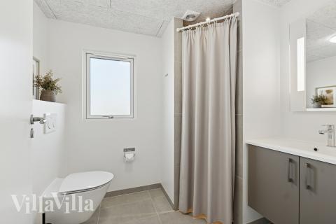 Et av badene i luksushus nr. 698