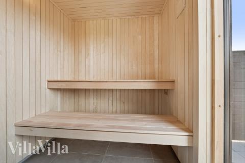 Nyt varmen i badstuen i luksushus nr. 698 til 14 personer