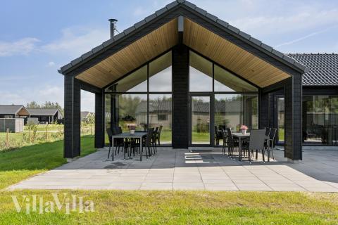 Stor terrasse i luksushus nr. 698 i Vestjylland.