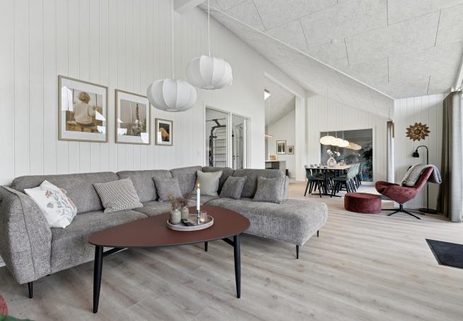 Sofakroken i luksushus nr. 698 i Vestjylland.