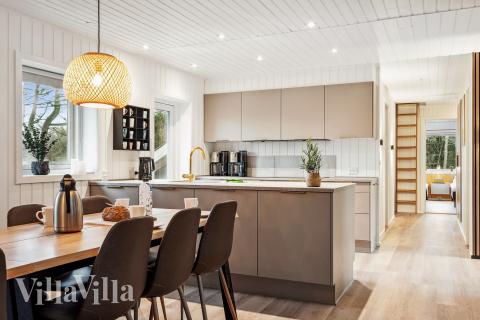 Kjøkkenet i luksushus nr. 926 i Østjylland er godt innrettet.