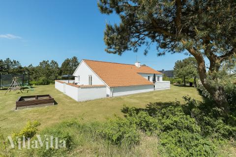 Dette lekre huset med svømmebasseng, nr. 926, med plass til 14 personer, ligger i Østjylland