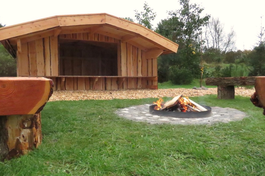 I tillegg til alle aktivitetsmulighetene i husets bassengavdeling, tilbyr også luksushus nr. 473 mengder av utendørsaktiviteter