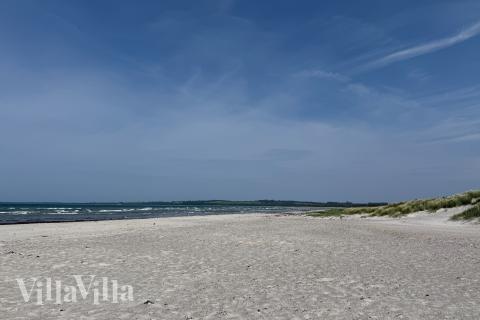 Stranden nær luksushus nr. 913.