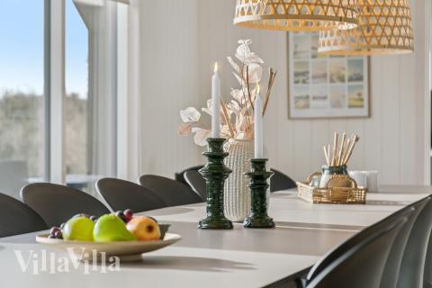 Oppholdsrom med plass til 18 i luksushus nr. 902.