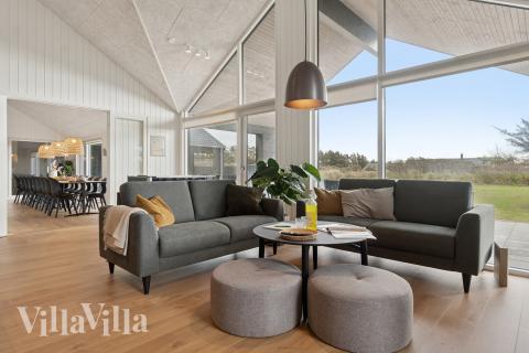 Konkurrer i feriehusets aktivitetsrom når dere besøker luksushus nr. 902 i Nordjylland.