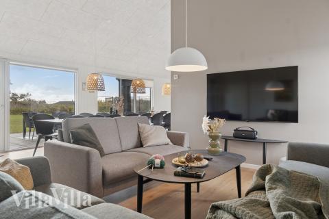 Sofakroken i luksushus nr. 902 i Nordjylland.