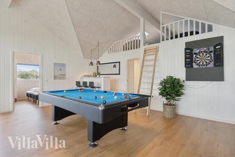 Aktivitetsrom i luksushus nr. 902 med 7 soverom og plass til 18 personer.