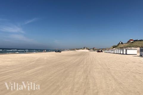 Den flotte stranden nær luksushus nr. 902 ved Nordjylland.