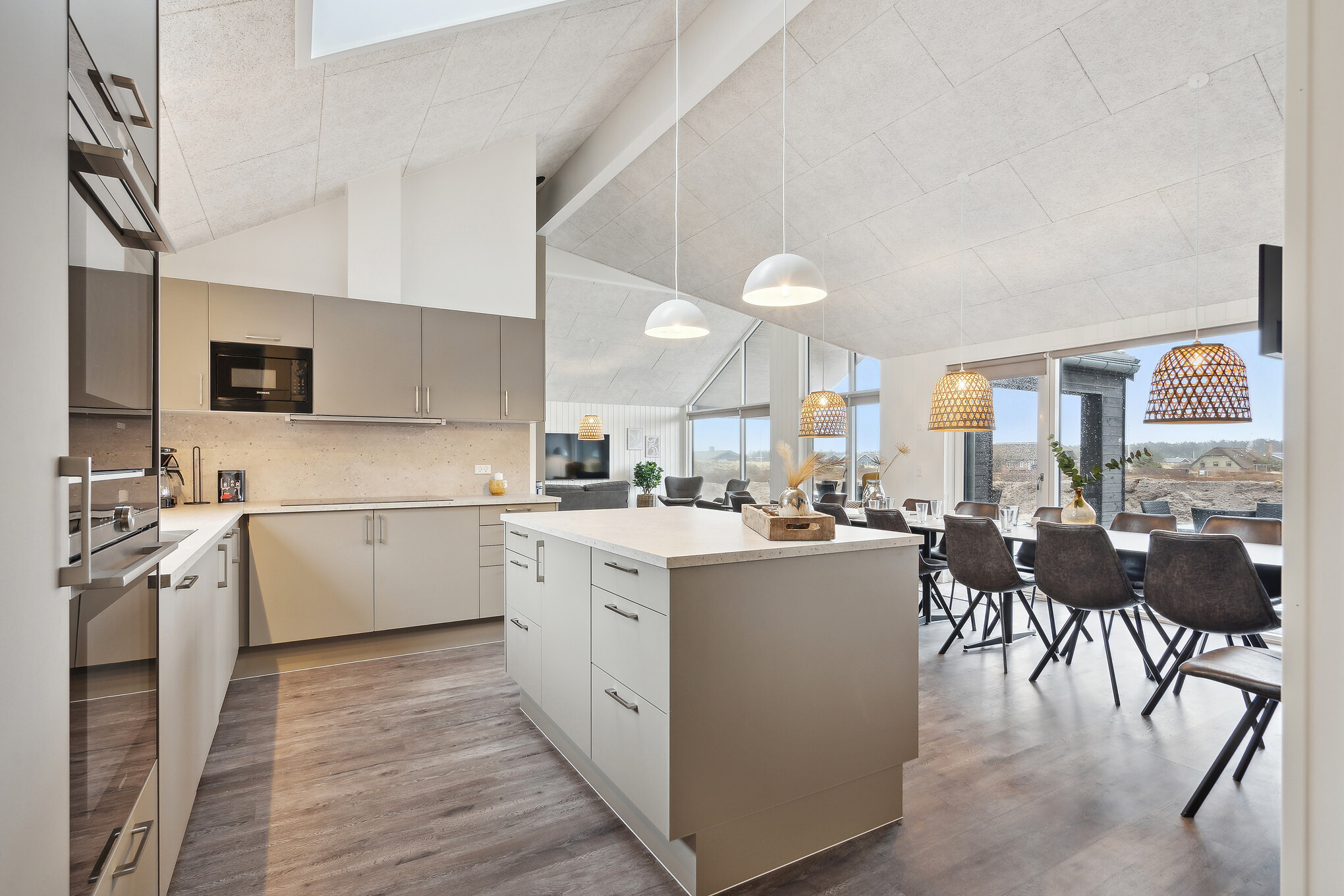 Kjøkkenet i luksushus nr. 918 er godt innrettet.