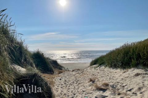 Stranden nær luksushus nr. 918.