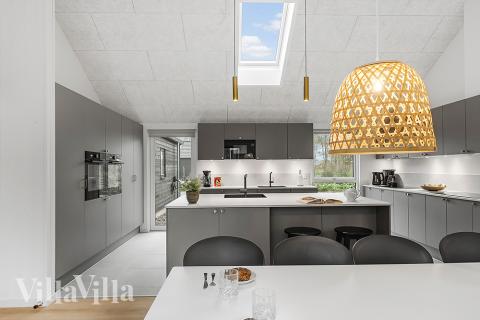 Kjøkkenet i luksushus nr. 905 er godt innrettet.