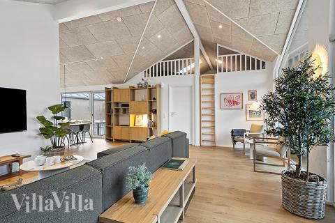 Sofakroken i luksushus nr. 903 i Nordjylland.