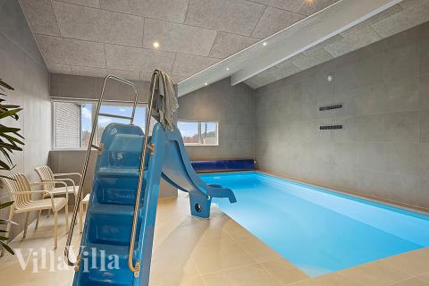 Det flotte bassenget i luksushus nr. 903 til 20 personer