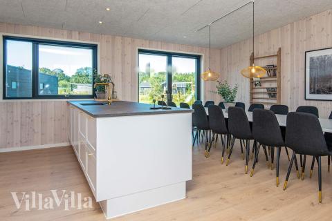 Kjøkkenet i luksushus nr. 938 i Østjylland er godt innrettet.