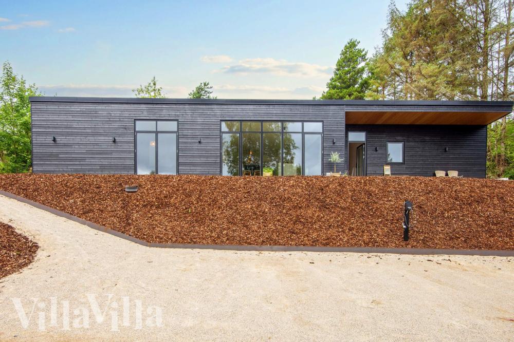 Dette lekre huset med spa, nr. 939, med plass til 16 personer, ligger i Østjylland