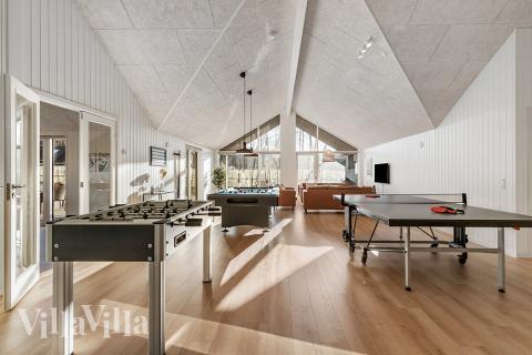 Aktivitetsrom i luksushus nr. 806 med 12 soverom og plass til 30 personer.