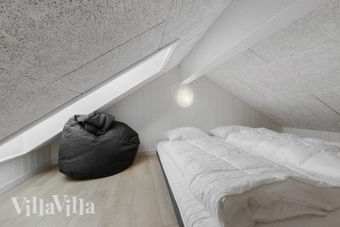 Noen av de 16 soveplassene i luksushus nr. 802 finnes på hems