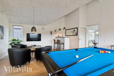 Aktivitetsrom i luksushus nr. 921 med 7 soverom og plass til 18 personer.