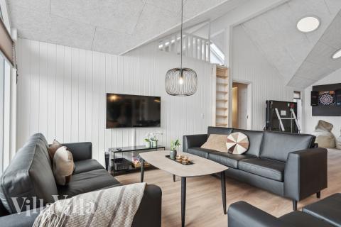 Konkurrer i feriehusets aktivitetsrom når dere besøker luksushus nr. 917 i Fyn og øyer.