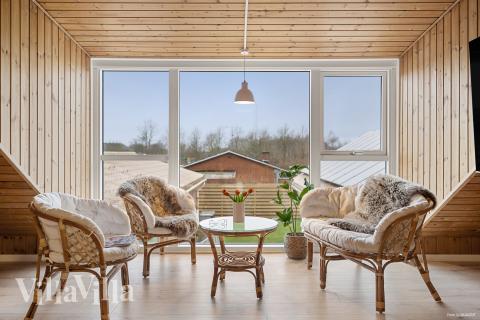 Oppholdsrom med plass til 26 i luksushus nr. 688.