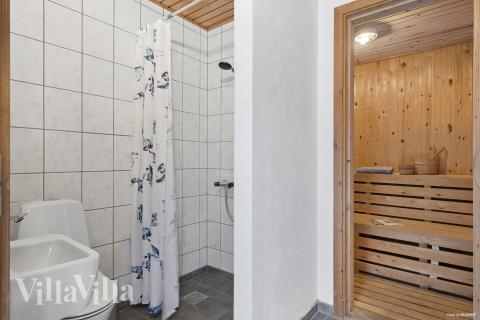 Nyt varmen i badstuen i luksushus nr. 688 til 26 personer