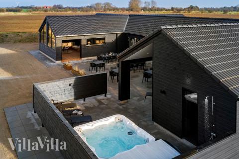 Flott feriehus nr. 910, med god plass til opptil 30 personer