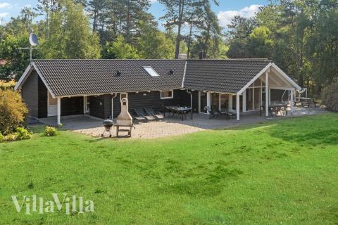 Dette lekre huset med spa, nr. 159, med plass til 12 personer, ligger i Lolland/Falster/Møn
