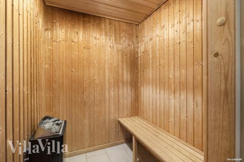 Nyt varmen i badstuen i luksushus nr. 196 til 22 personer