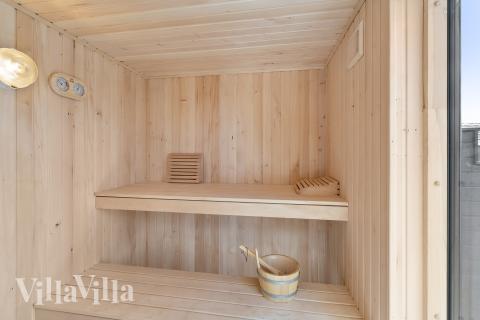 Nyt varmen i badstuen i luksushus nr. 929 til 14 personer