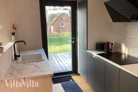 Kjøkkenet i luksushus nr. 924 er godt innrettet.