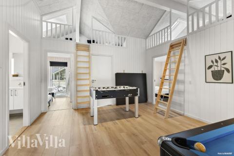 Aktivitetsrom i luksushus nr. 810 med 7 soverom og plass til 18 personer.