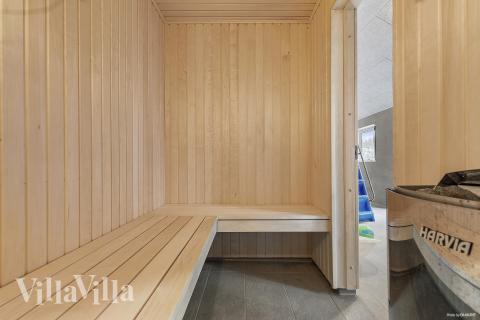 Nyt varmen i badstuen i luksushus nr. 814 til 26 personer