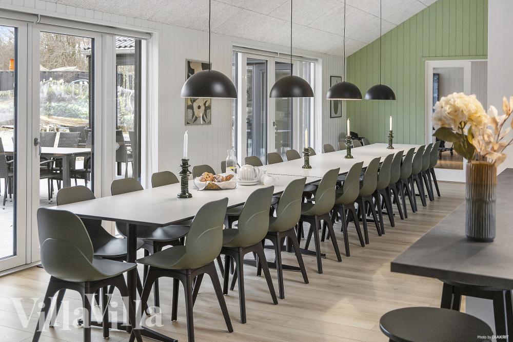 Oppholdsrom med plass til 26 i luksushus nr. 814.