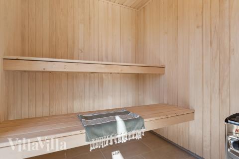 Nyt varmen i badstuen i luksushus nr. 930 til 14 personer