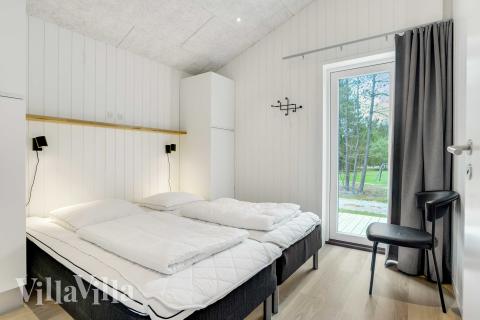 Et av de 5 soverommene i luksushus nr. 944 i Nordjylland.