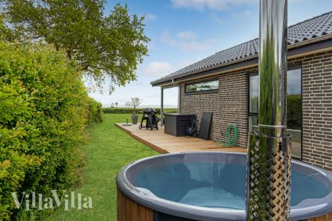 Nyt varmen i boblebadet i luksushus nr. 950 i Fyn og øyer