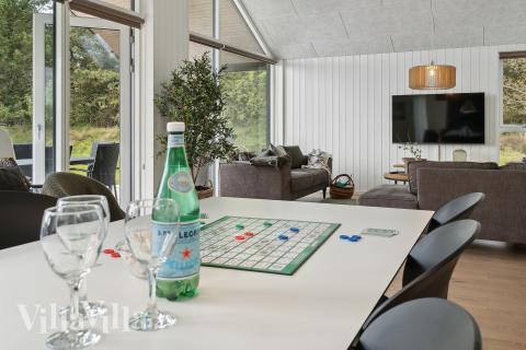 Oppholdsrom med plass til 16 i luksushus nr. 775.