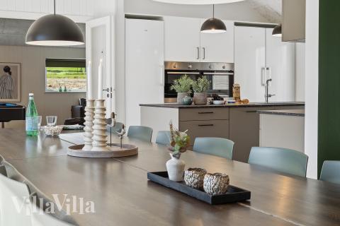 Oppholdsrom med plass til 24 i luksushus nr. 777.