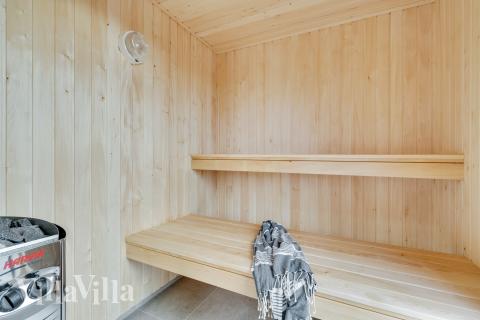 Nyt varmen i badstuen i luksushus nr. 777 til 24 personer